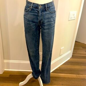 Abercrombie and Finch’s Women’s Stretch Mid-Rise Skinny Jeans